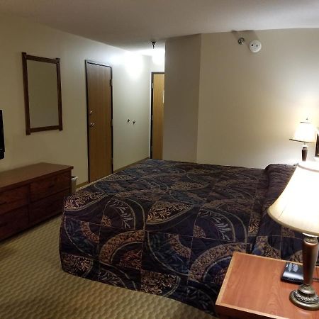 Prairie Inn Vermillion Экстерьер фото