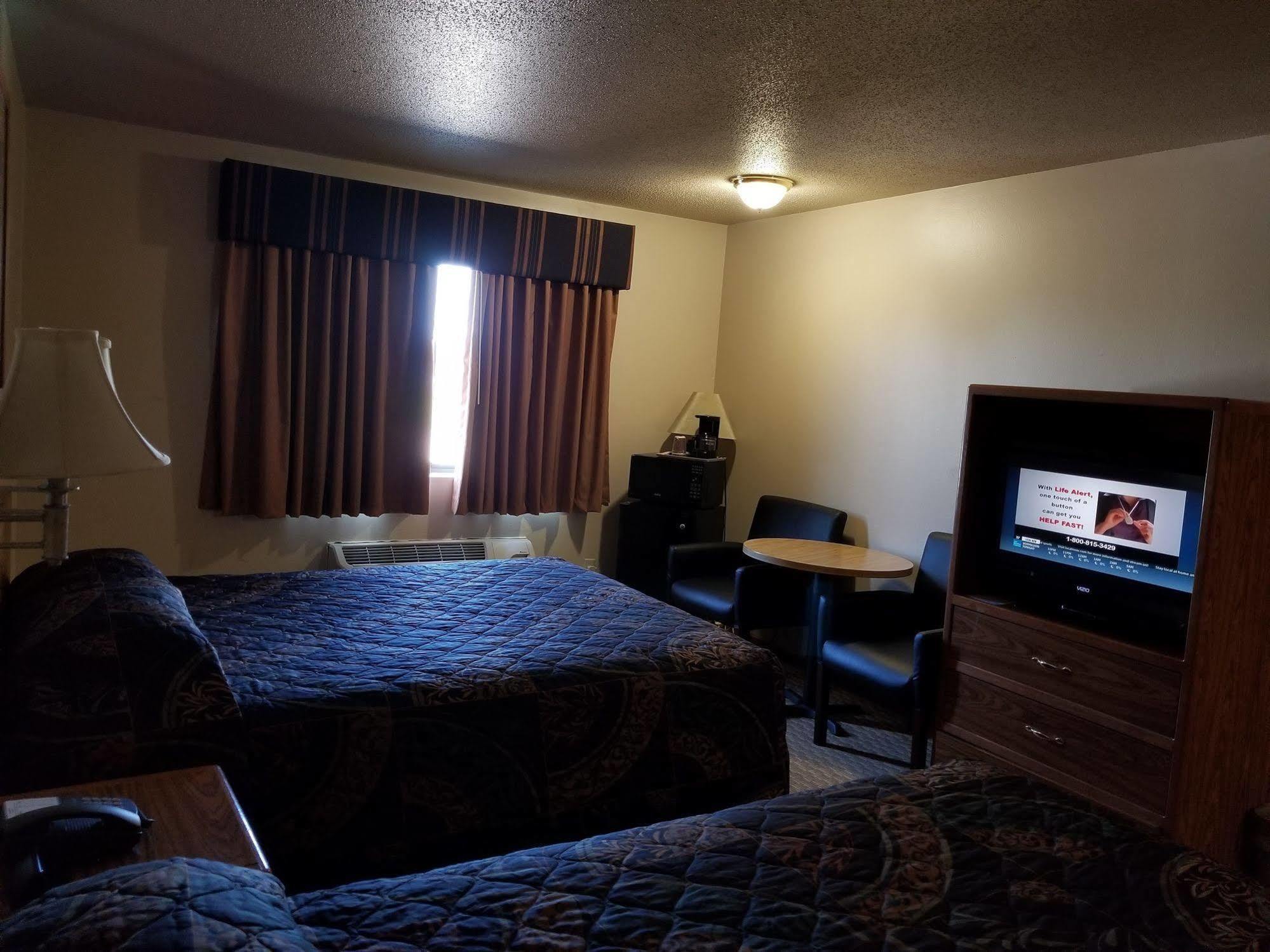 Prairie Inn Vermillion Экстерьер фото